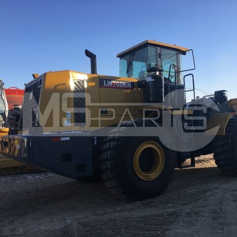 Фото: Крупногабаритный фронтальный погрузчик Фронтальный погрузчик XCMG LW700KN