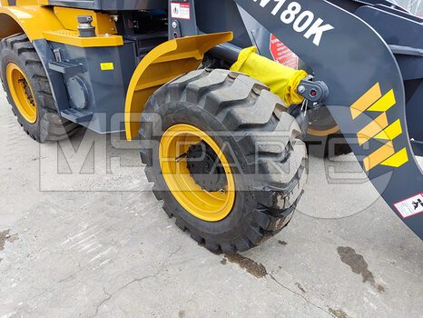 Фото: Крупногабаритный фронтальный погрузчик Фронтальный погрузчик XCMG LW180K