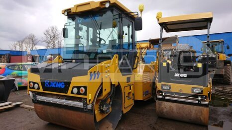 Фото: Каток дорожный XCMG XD82