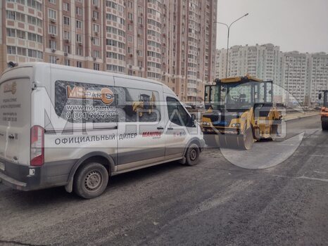 Фото: Каток дорожный XCMG XD103