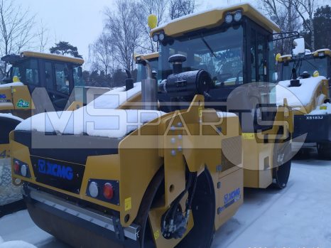 Фото: Каток дорожный XCMG XD103