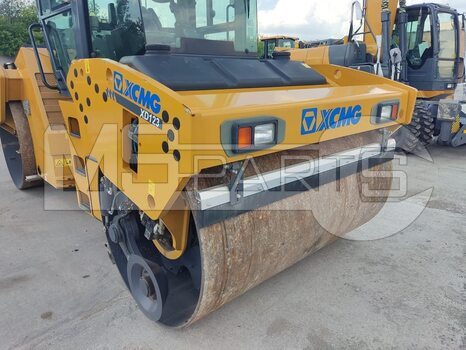 Фото: Каток тандемный XCMG XD123