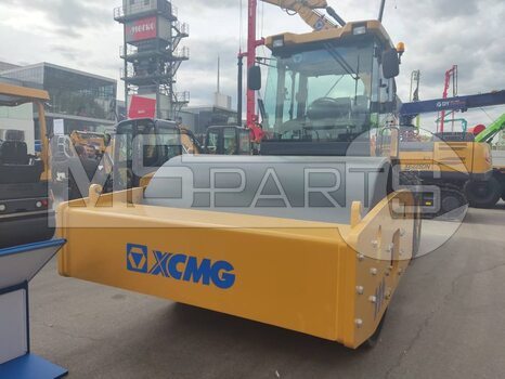 Фото: Каток грунтовый XCMG XS203