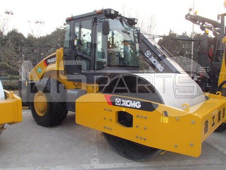 Фото: Дорожный каток XCMG XS223