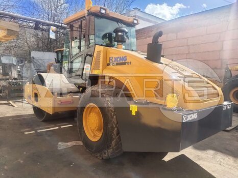 Фото: Каток грунтовый одновальцовый XCMG XS143