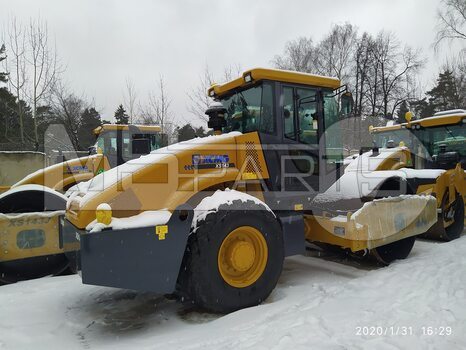 Фото: Каток грунтовый одновальцовый XCMG XS143