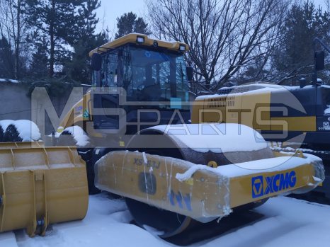 Фото: Каток грунтовый XCMG XS163J