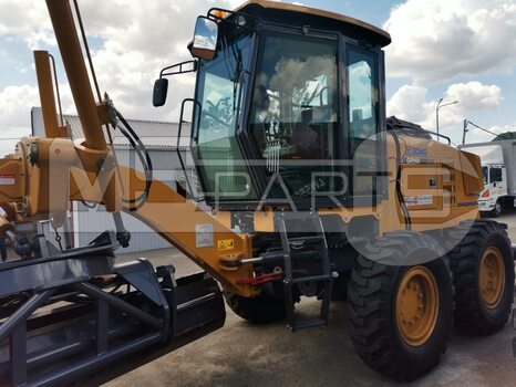 Фото: Автогрейдер XCMG GR165