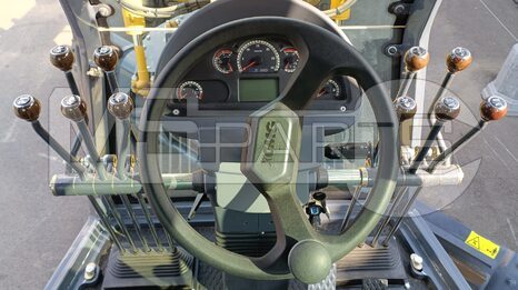 Фото: Автогрейдер XCMG GR215A