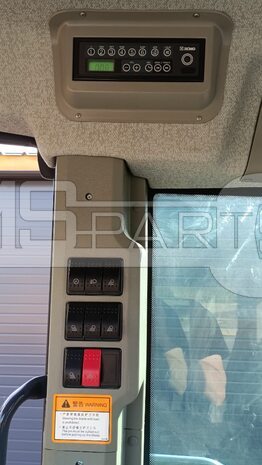 Фото: Автогрейдер XCMG GR215A