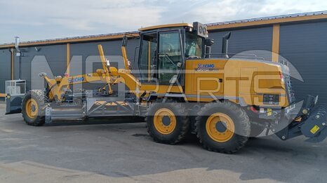Фото: Автогрейдер XCMG GR215A