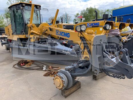 Фото: Автогрейдер XCMG GR2153A
