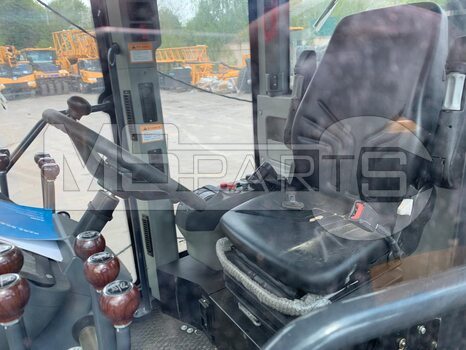 Фото: Автогрейдер XCMG GR2153A