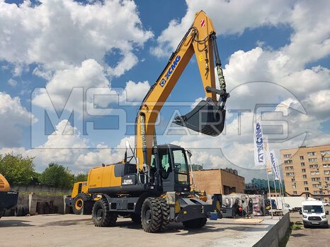 Фото: Колесный экскаватор XCMG XE210WD