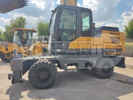 Фото: Колесный экскаватор XCMG XE210WD