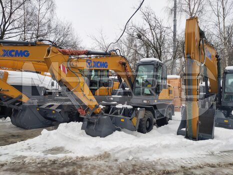 Фото: Колесный экскаватор XCMG XE210WD