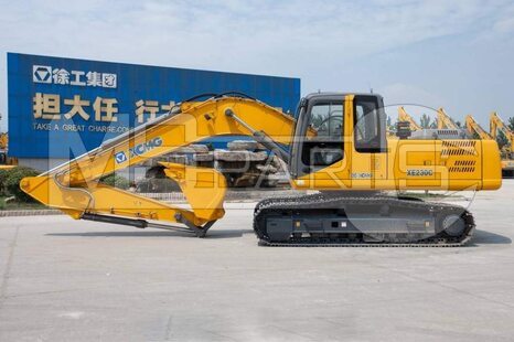 Фото: Гусеничный экскаватор XCMG XE230C