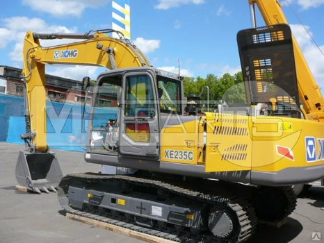 Фото: Гусеничный экскаватор XCMG XE235C