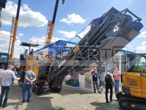 Фото: Фреза дорожная XCMG XM1205F