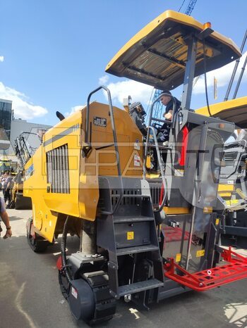 Фото: Фреза дорожная XCMG XM1205F
