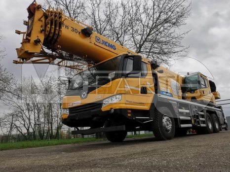 Фото: Автокран XCMG XCT30_S