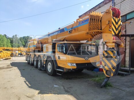 Фото: Вседорожный автокран XCMG XCA220
