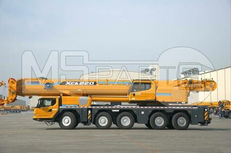 Фото: Вседорожный автокран XCMG XCA220