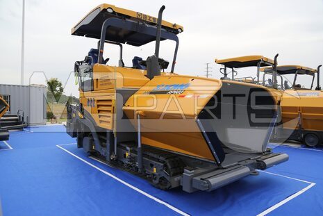 Фото: Асфальтоукладчик XCMG RP603 PRO