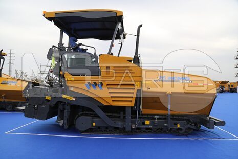Фото: Асфальтоукладчик XCMG RP603 PRO