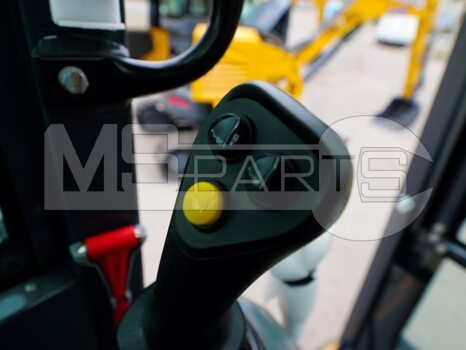 Фото: Мини-экскаватор XCMG XE27U