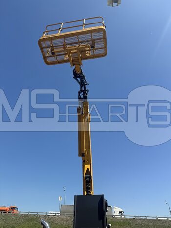 Фото: Подъемник XCMG XGA18K