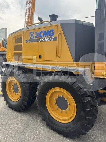 Фото: Автогрейдер XCMG GR2205AТ