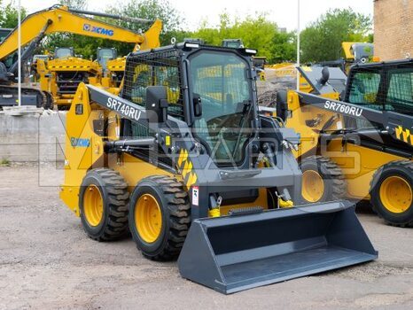 Фото: Мини-погрузчик Мини-погрузчик XCMG SR740RU