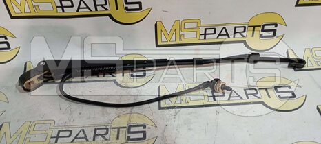 Фото: Поводок заднего стеклоочистителя SR 802141468