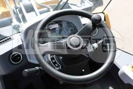 Фото: Крупногабаритный фронтальный погрузчик Фронтальный погрузчик XCMG XC948