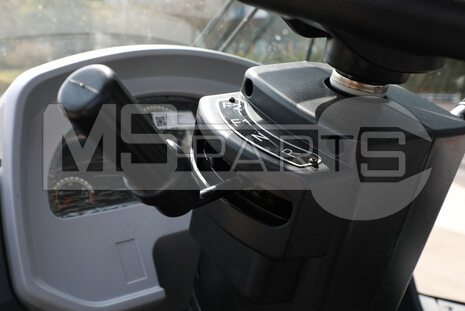 Фото: Крупногабаритный фронтальный погрузчик Фронтальный погрузчик XCMG XC948