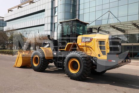 Фото: Крупногабаритный фронтальный погрузчик Фронтальный погрузчик XCMG XC958