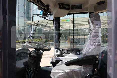 Фото: Крупногабаритный фронтальный погрузчик Фронтальный погрузчик XCMG XC958