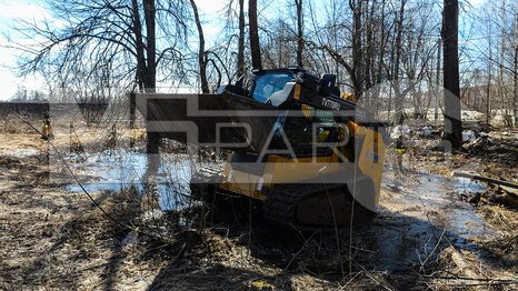 Фото: Мини-погрузчик Мини-погрузчик XCMG TV770RU