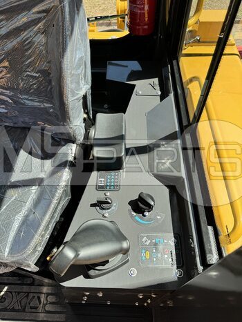 Фото: Бульдозер XCMG D260