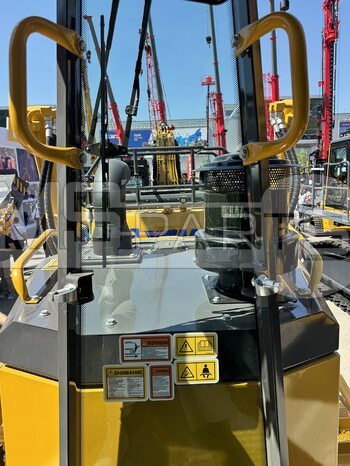 Фото: Бульдозер XCMG D260