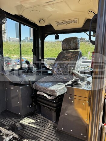 Фото: Бульдозер XCMG D260