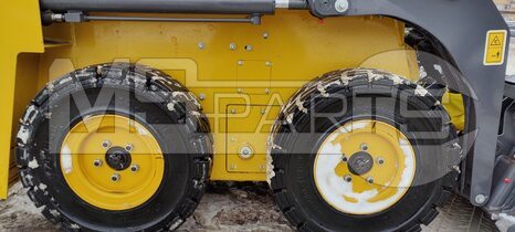 Фото: Мини-погрузчик Мини-погрузчик XCMG SR710RU