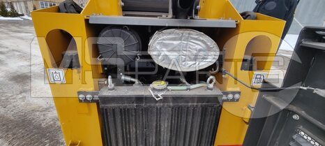 Фото: Мини-погрузчик Мини-погрузчик XCMG SR710RU
