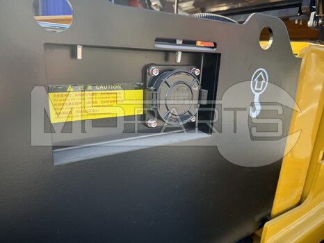Фото: Вилочный погрузчик XCMG XCB15 (L5-C)