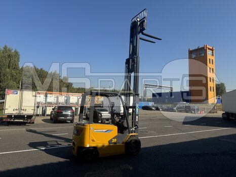 Фото: Вилочный погрузчик XCMG XCB20 (LX5-C)