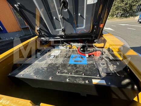 Фото: Вилочный погрузчик XCMG XCB35 (L5-C)