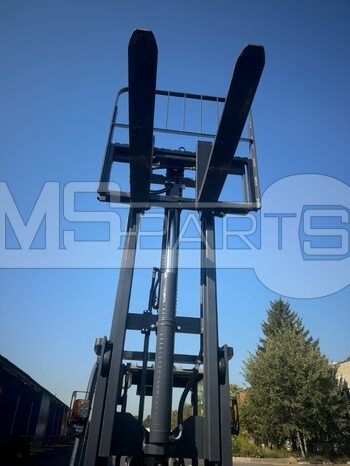 Фото: Вилочный погрузчик XCMG XCB35 (L5-C)