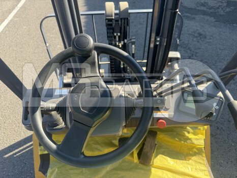 Фото: Вилочный погрузчик XCMG XCB35 (L5-C)