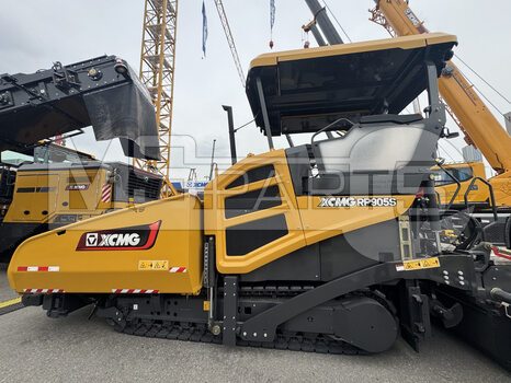 Фото: Асфальтоукладчик XCMG RP905S